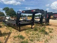 2013 C & M 7' x 20' T/A Gooseneck Trailer