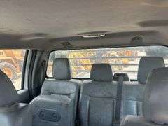 2011 Ford F-250 XL Crew Cab 4x4 Flatbed Pickup