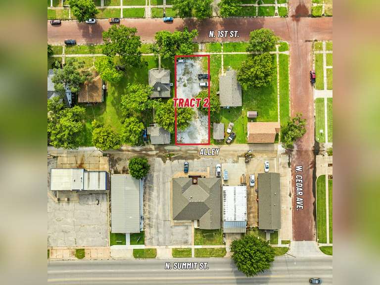 516 N 1st. St. Arkansas City KS