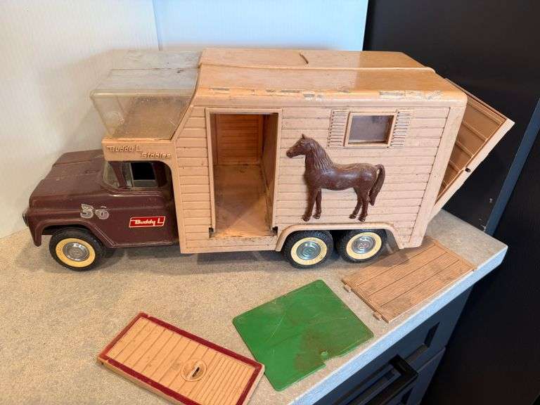 Buddy L Stables Truck