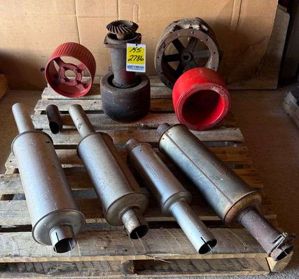 Pallet of Misc Massey Parts - KS2786