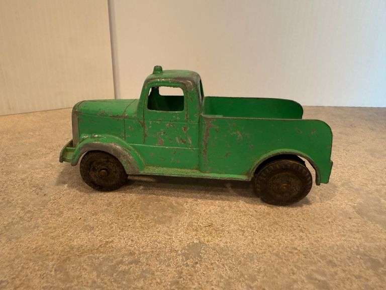 Tootsie Green Metal Truck