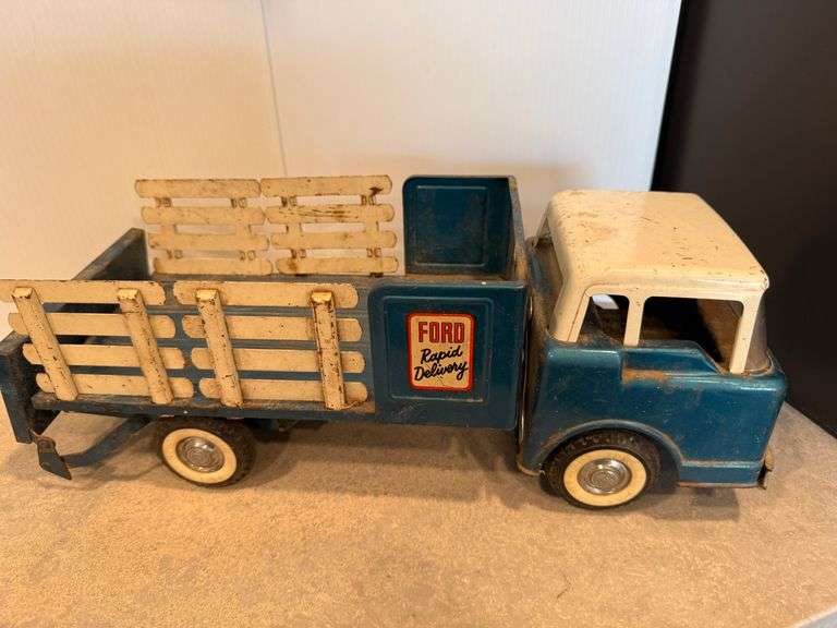 Ford Rapid Delivery Truck