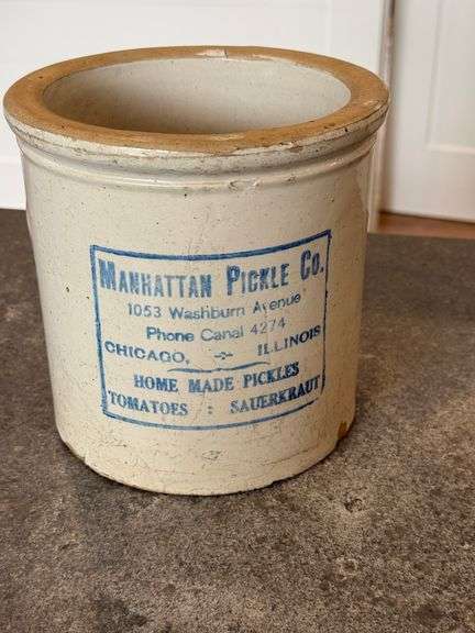 Manhattan Pickle Co. Chicago, Ill Stoneware Crock