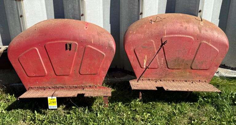 (2) Massey Tractor Fenders - KS2795