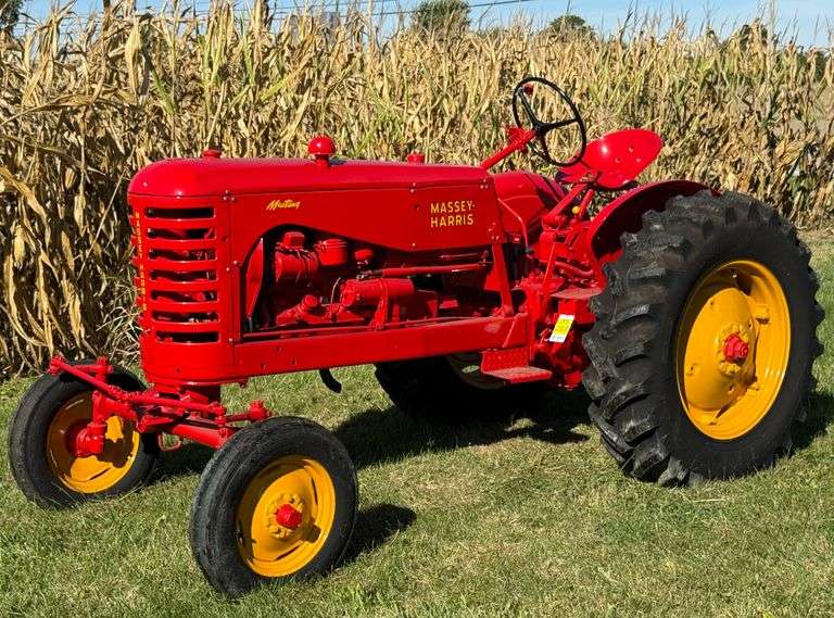 Massey Harris Mustang Tractor - KS2763