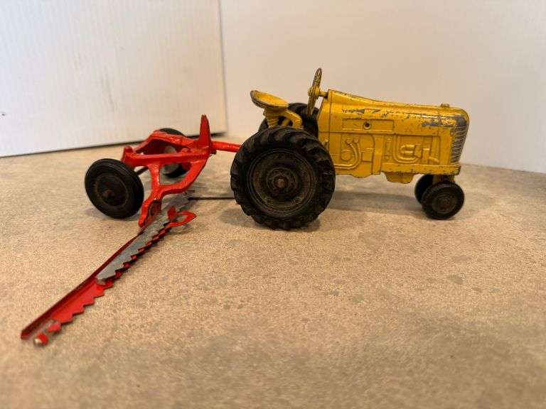 Tractor with sickle mower