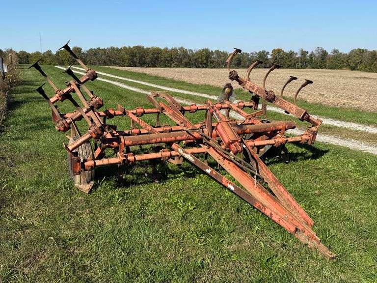 16' Allis-Chalmers Field Cultivator - TW