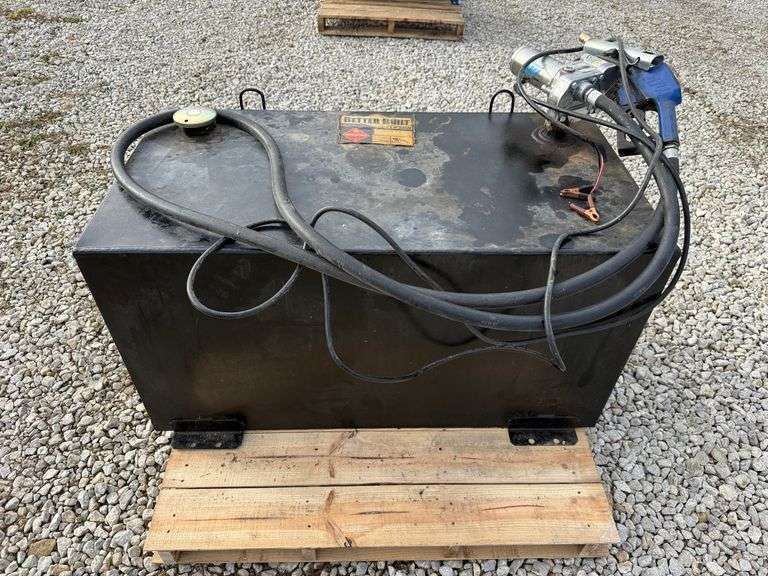 100-Gal Fuel Tank w/ Pump