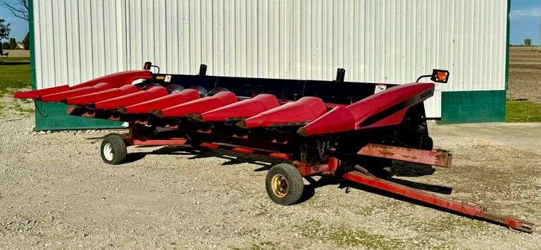 AGCO 3000 8R30'' Corn Head