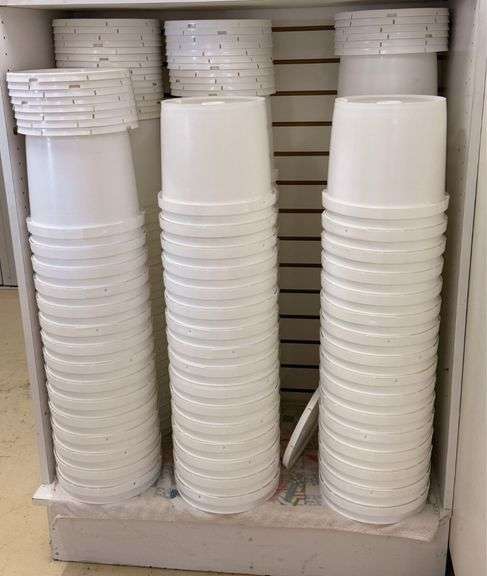 (10) Plastic buckets with lids