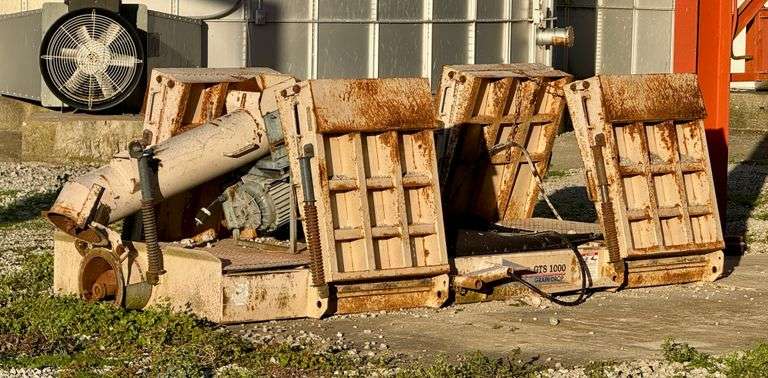 REM GTS 1000 Drive Over Dump Pit