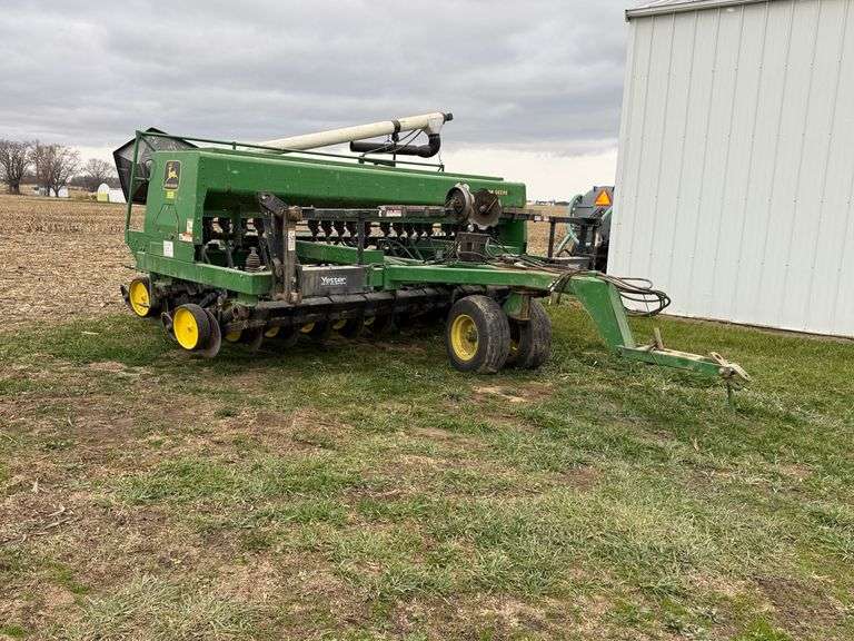 John Deere 750 Drill - TW