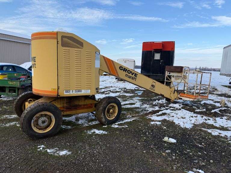 40' Grove Manlift - TW
