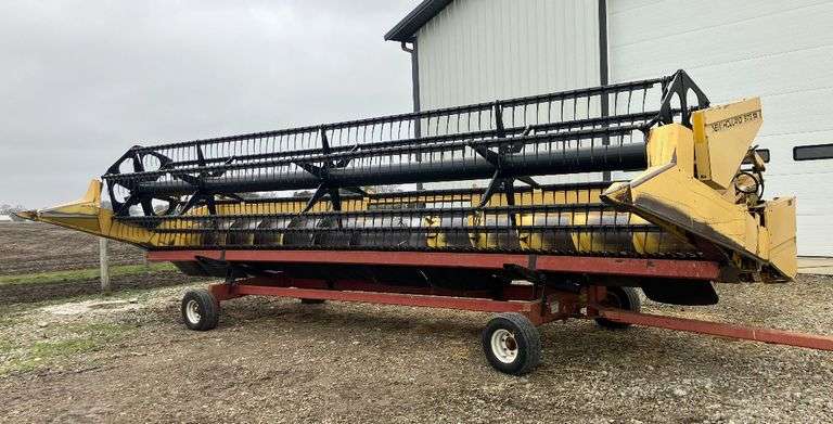 25' New Holland 973 Grain Table w/SCH Knife & HT 25 Unverferth Header Cart - KS2901