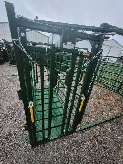 Calving Pen - NEW - KW