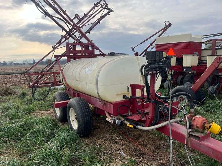 40' Hardi Sprayer - TW