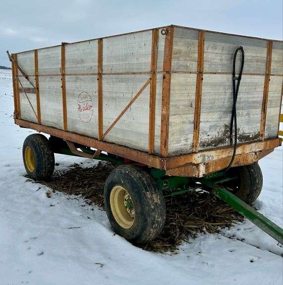 Heider Dump Wagon on JD Gear - TW