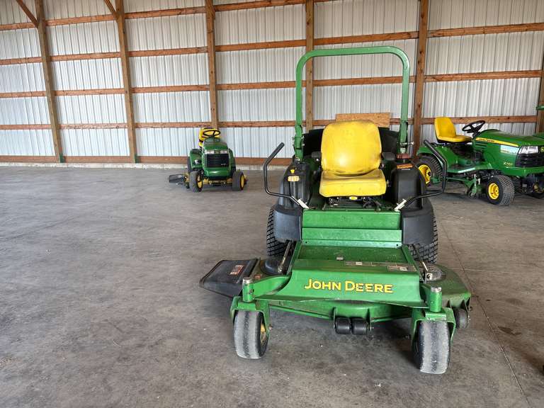 John Deere 997 Zero Turn Mower
