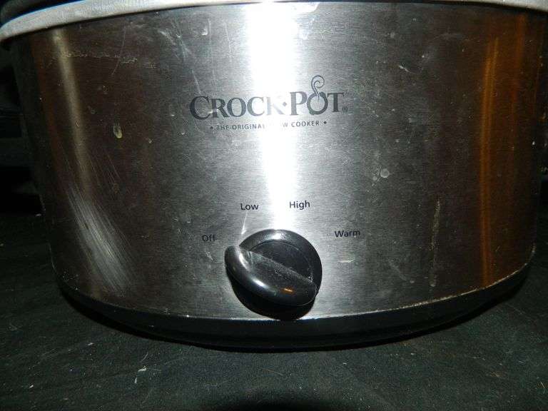Crock Pot Wolfe Auction & Realty, LLC