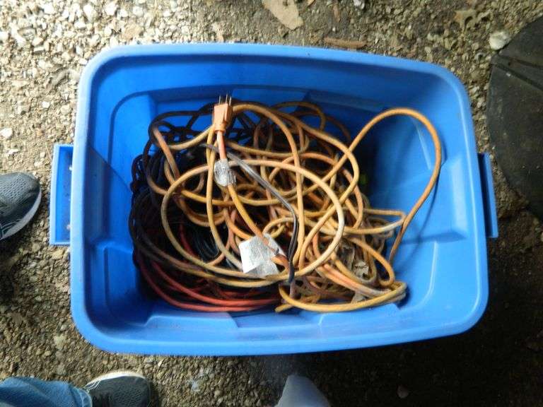 Extension Cords Wolfe Auction & Realty, LLC