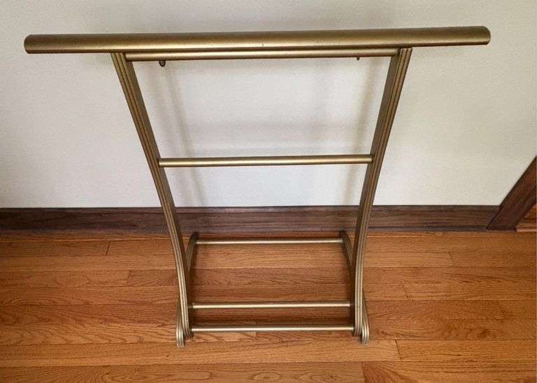 Quilt Rack - 28” X 15” X 29 1/2”