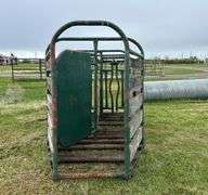 Dual Action Head Gate, Unknown Brand Approx. 12' x 7' x 6' *Unreserved*