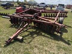 Massey Ferguson 50 Heavy Breaking Double Disc, approx 11 ', *Unreserved*