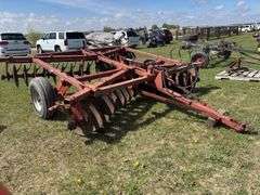 Massey Ferguson 50 Heavy Breaking Double Disc, approx 11 ', *Unreserved*
