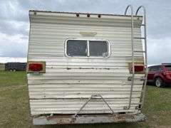 Vanguard Model F3100 5th wheel Travel Trailer, *Unreserved*