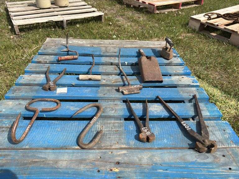 5 Vintage Bale hooks, shovel head, sad iron, 3 Vintage farrier pliers, *Unreserved*