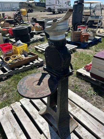 Vintage Cream Separator ( Incomplete ) Approx. 40'' *Unreserved*