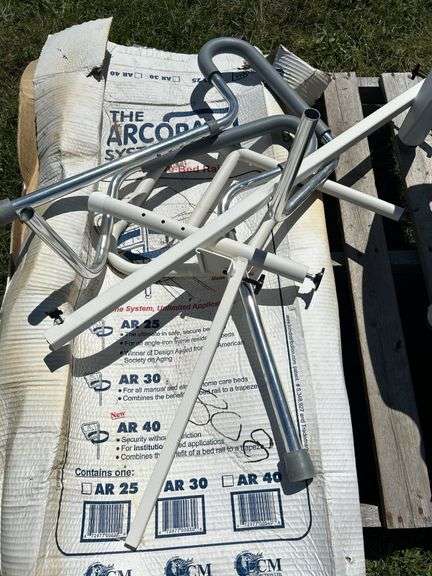 Arco Bed Assist rail Mod AR25, 1 Rubbermaid Carex Poly Chair *Unreserved*