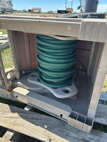 Hose Reel w/ 1/2'' Hose *Unreserved*