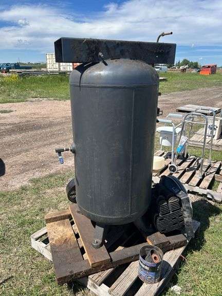 Rand 4000 Airtank w/ Compressor, Bolt Drive w/ Motor 80 Gallon Tank Mod RAC5T80V1 *Unreserved*