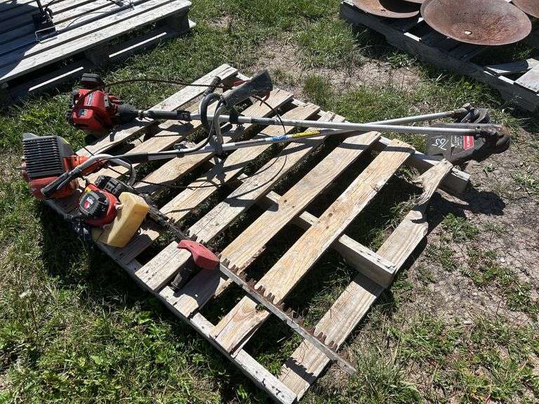 Weed Whipper (2), Gas Redmax hedge trimmer 29" blade, Homelite ST 285, Husqvarna 125R, *Unreserved*
