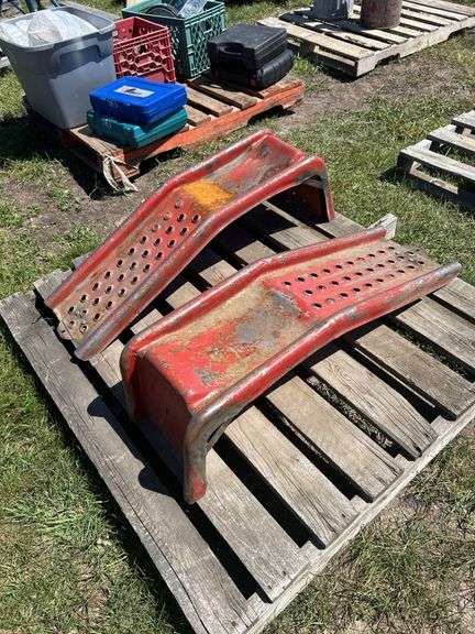 2 - 10" Vehicle ramps, *Unreserved*