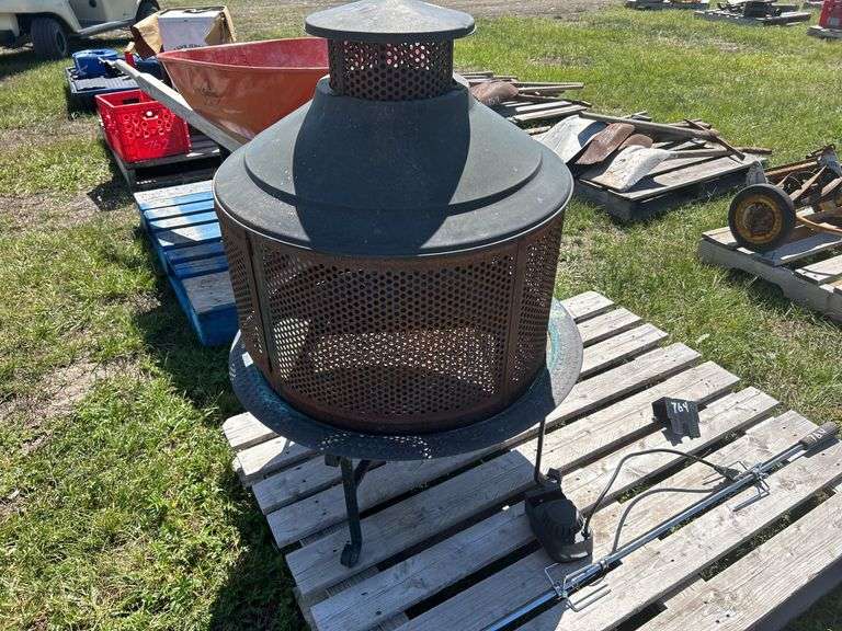 Free Standing Fire pit, approx 37"x27", electric Rotisserie w/ bracket approx 44", *Unreserved*