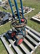 Air Liquide Acetylene Torch w/ cart & regulator, *Unreserved*