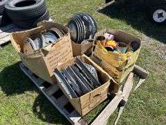 Approx. 20 Hubcaps, & Trim Rings for CHevy, Dodge, TBird, & Assorted, Approx. 20 Tobacco Tins *Unreserved*
