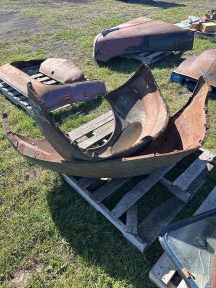 1941-46 2 - Front Fenders for Chevy 1 Ton Truck
