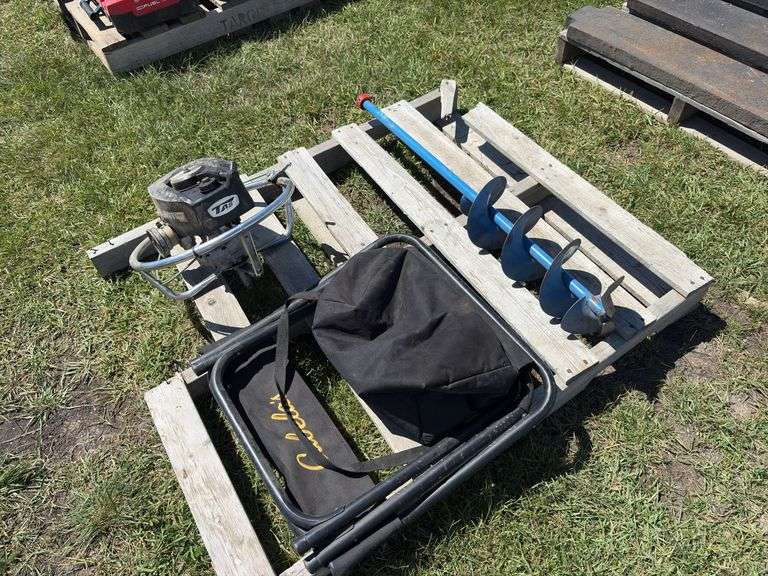 Cabela's Chair (foldable), Tas Motor - gas, unknown condition, auger bit, *Unreserved*