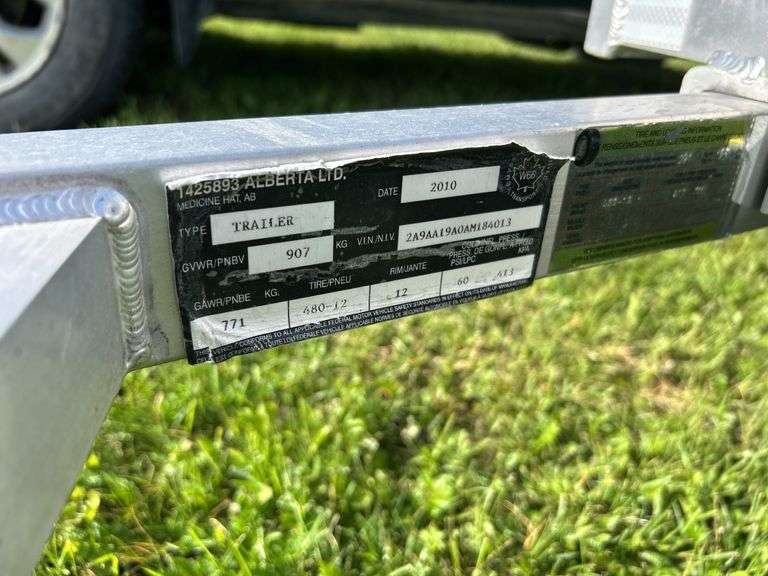 2010 Trifold Aluminum Trailer 4'x8', *Unreserved*