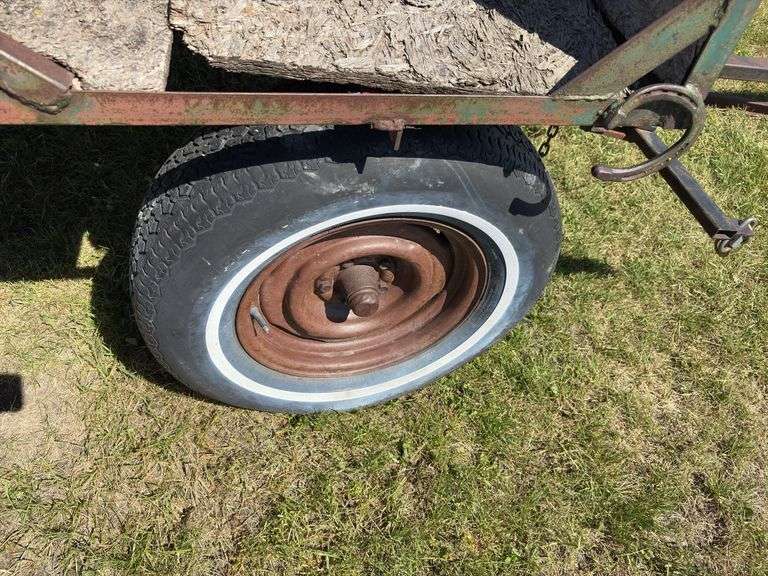 Horse Drawn Wagon w/ pole, eveners, neck yoke, trailer has turntable, front axle & brakes on rear, *Unreserved*