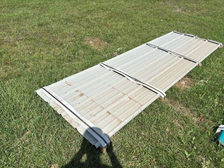Lift of Millends Metal Siding/Roofing Approx. 5' Long x 3' Wide (Approx. 7 Sheets Stone Grey Color), *Unreserved*