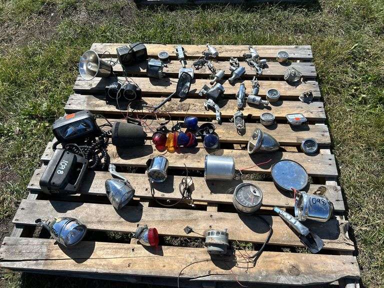 Pallet w/ Assorted Vehicle parts, gauges, lights, horn etc, approx 30 pces, Unreserved*