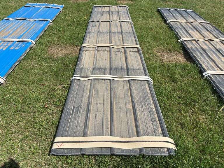 Lift of Millends Metal Siding/Roofing Approx. 9'-15' Long x 3' Wide (Approx. 50 Sheets Dark Mixed Color), *Unreserved*