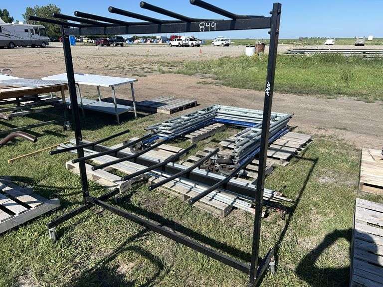 Racking, approx 6'x6', *Unreserved*