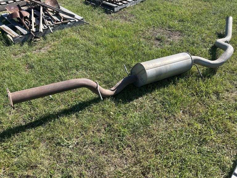 80's Motorhome Exhaust pipe w/ Muffler *Unreserved*
