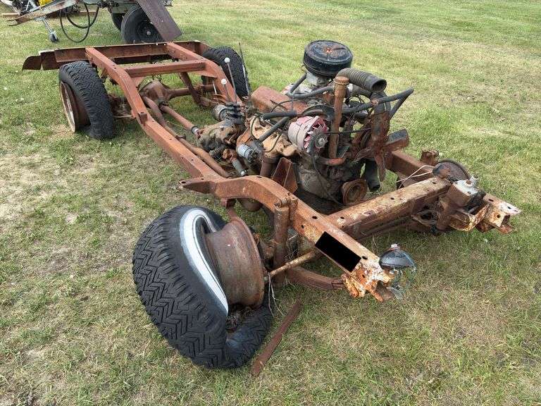 1973 International Scout Chassis w/ motor, transmission, transfer case, 2 diffs & wheels, *Unreserved*
